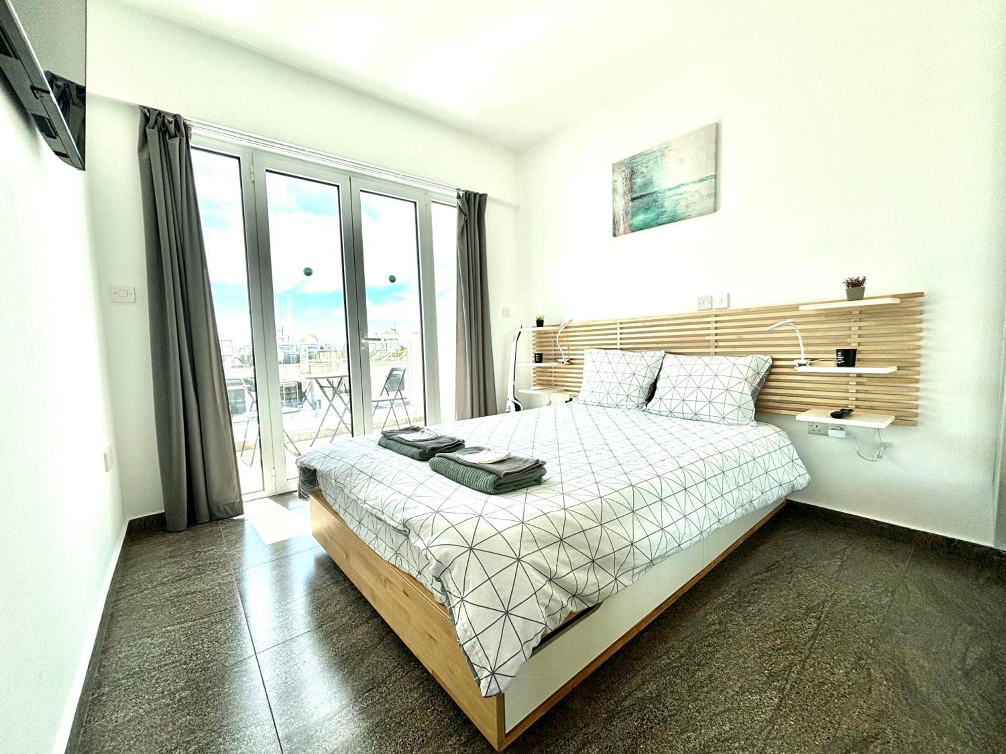 Ev Zin - Modern, Cozy, 1 Bed, Pool, 2 Balconies, A105 Apartment Paphos ภายนอก รูปภาพ