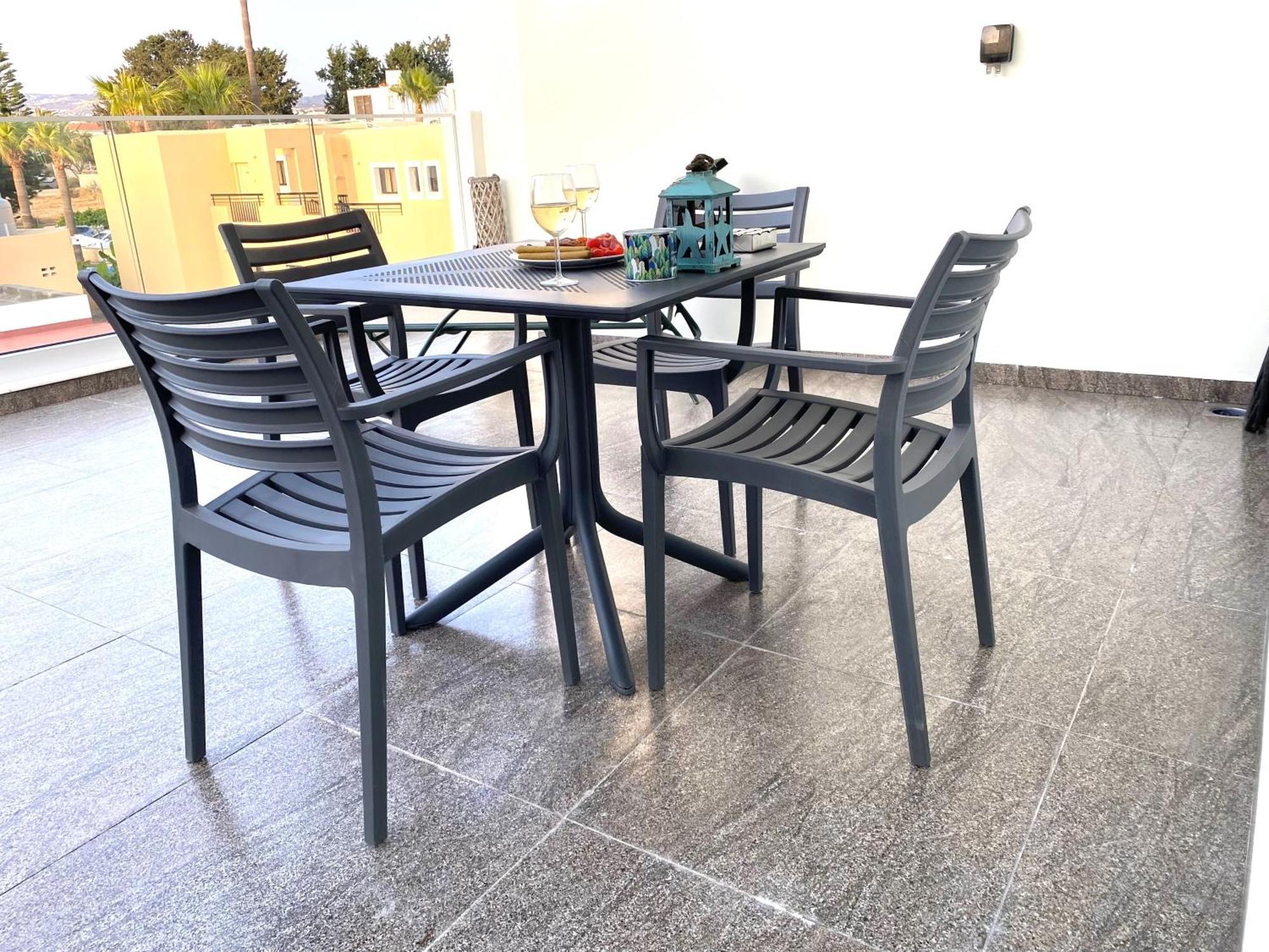 Ev Zin - Modern, Cozy, 1 Bed, Pool, 2 Balconies, A105 Apartment Paphos ภายนอก รูปภาพ